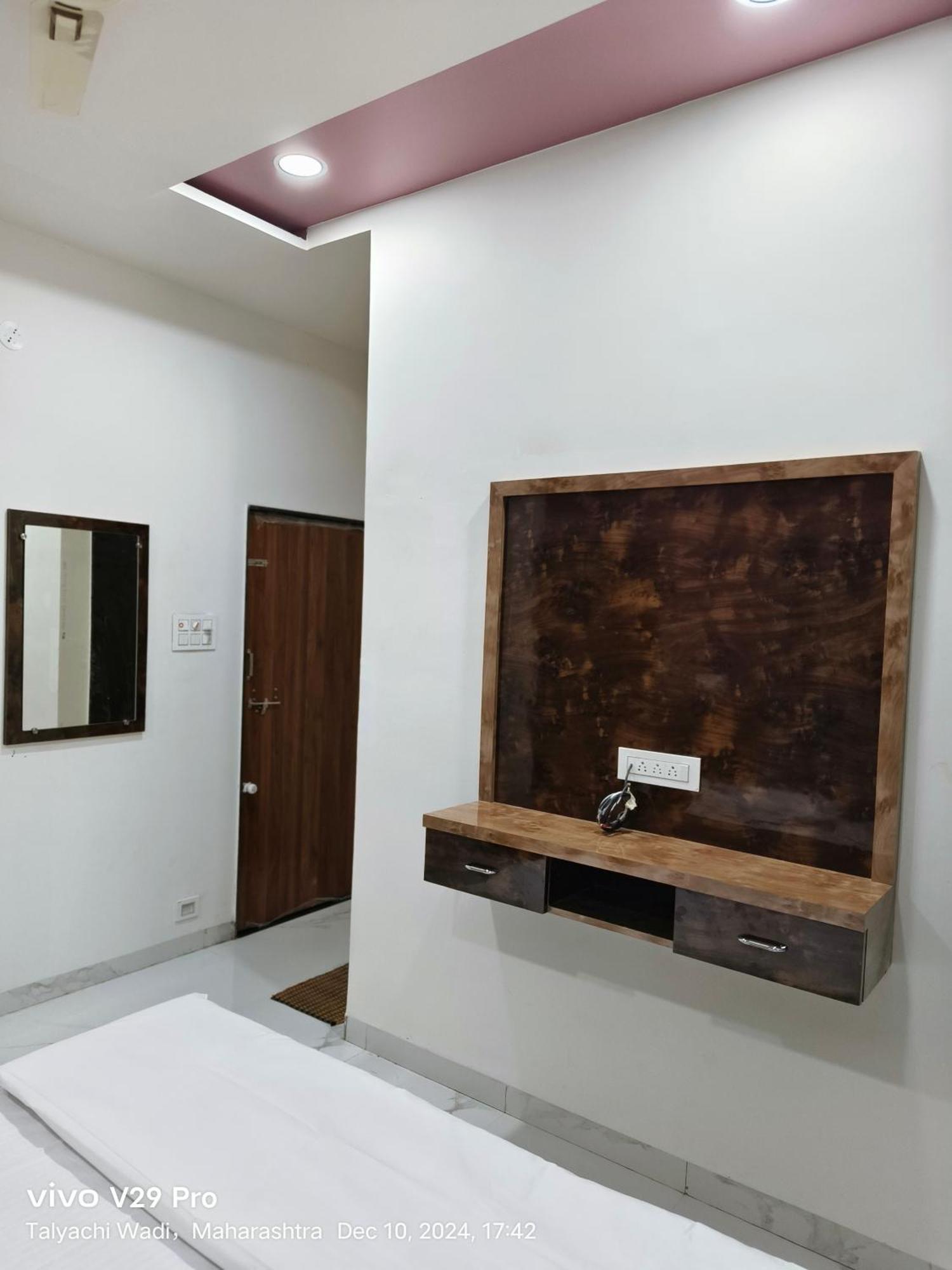 Hotel Shree Jyotirlinga Residency Ellora Exterior foto