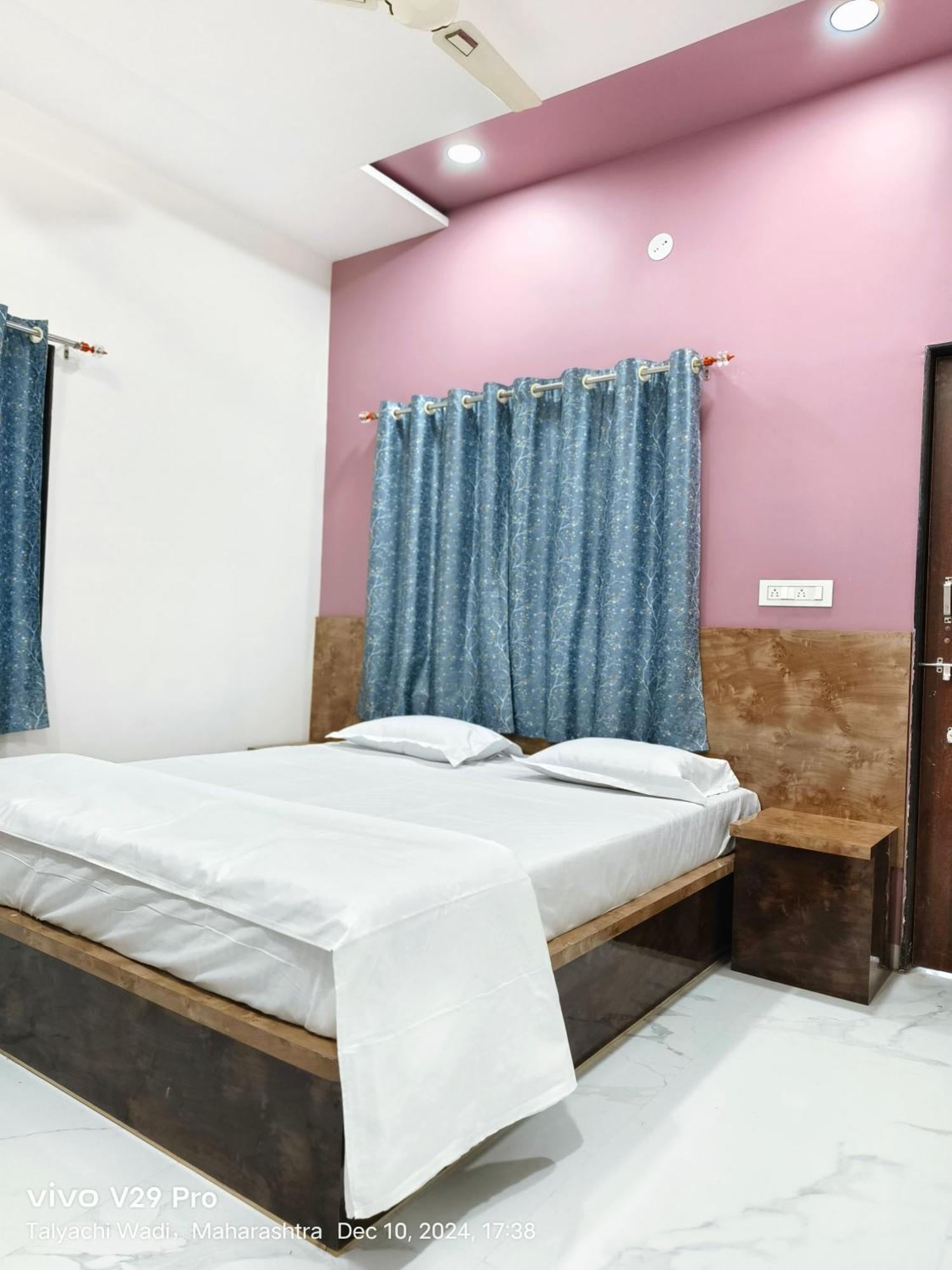 Hotel Shree Jyotirlinga Residency Ellora Exterior foto